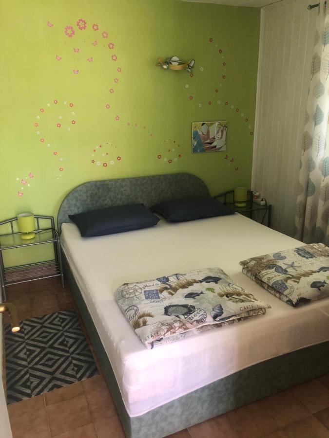 Apartments Tomovic 鲁巴达 外观 照片
